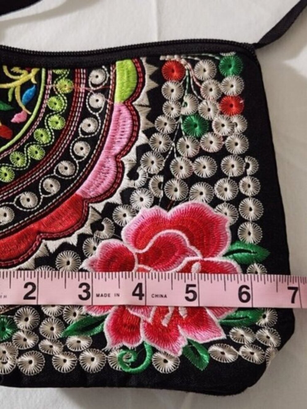 Women's Detail Floral Embroidered Black Small Crossbody Shoulder Bag Lightweight - Picture 12 of 16